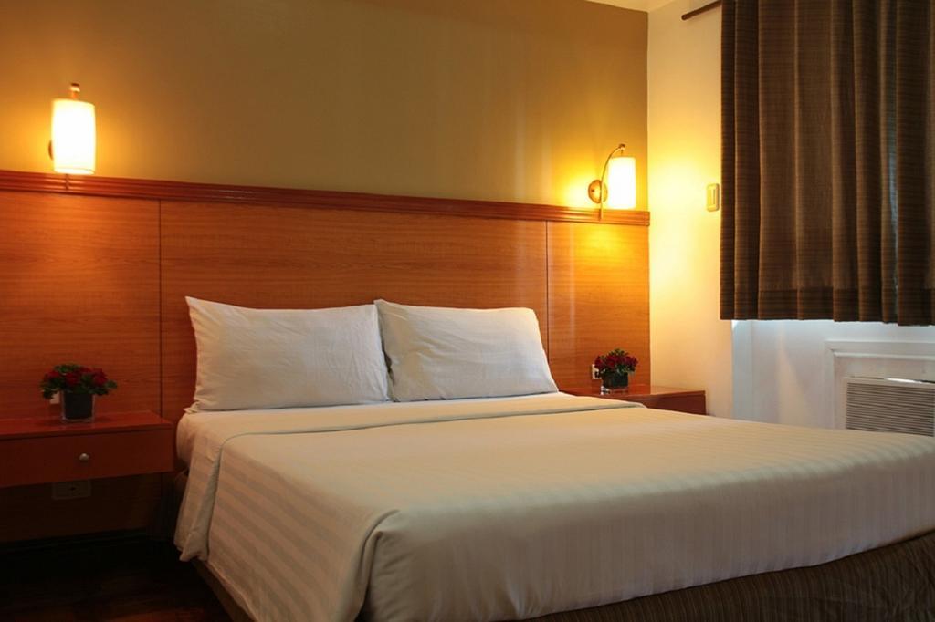 Bsa Suites San Pedro Makati Exterior foto